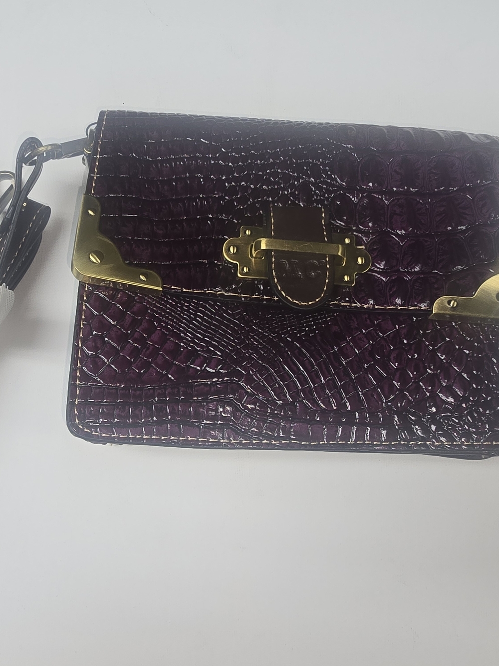 Vintage Leather Croc-Embossed Purple Wristlet with Gold Hardware